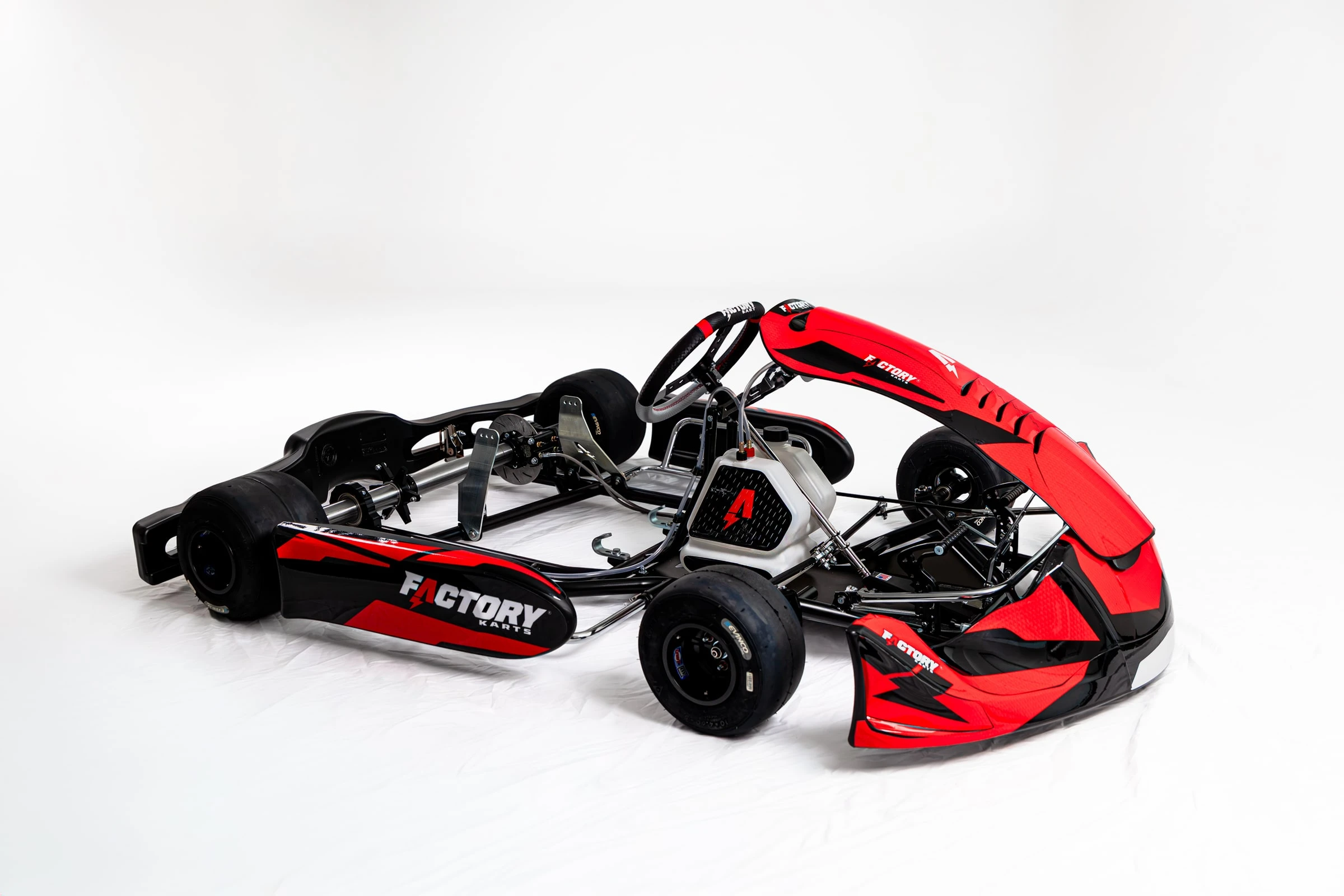 4C chassis, side view
